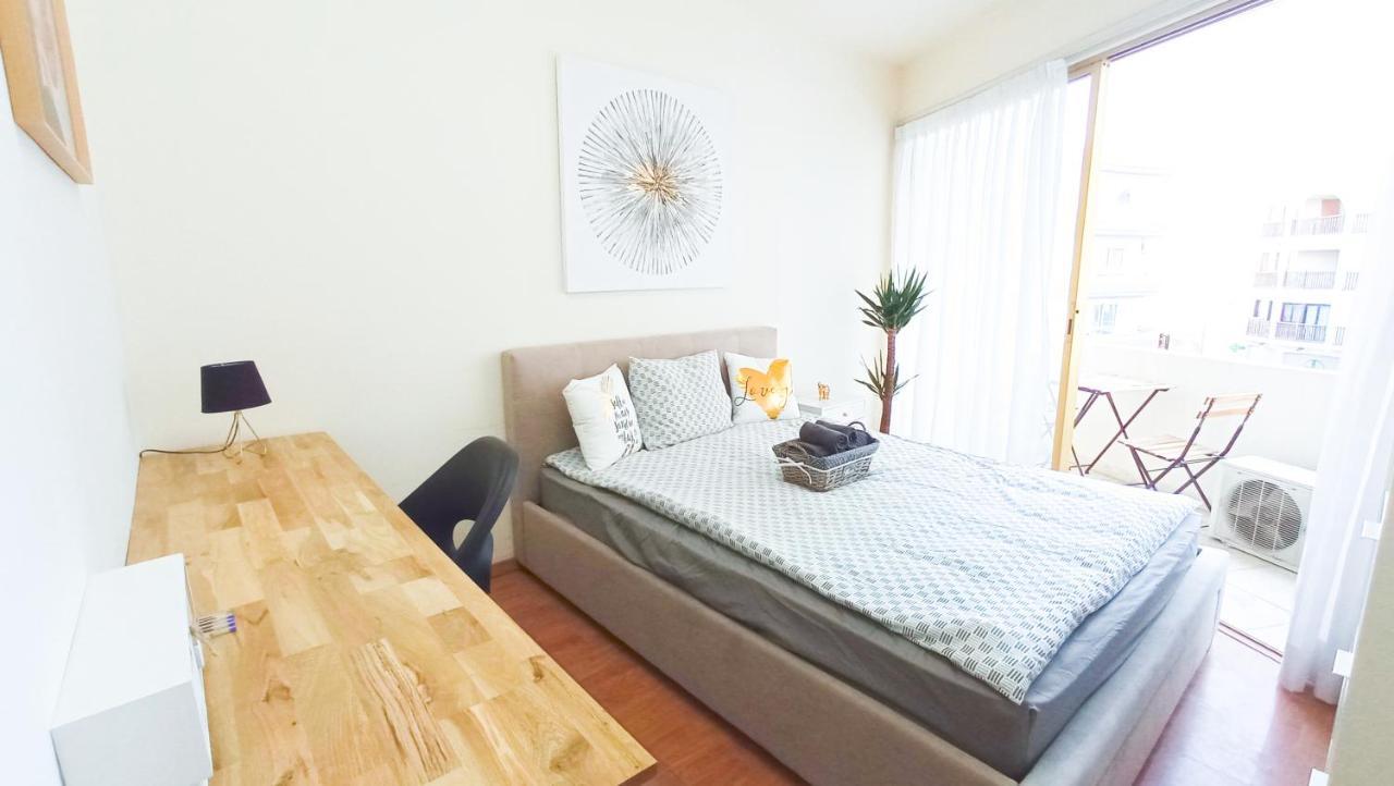 1A Beach & Business Apartment In The City Center! Lárnaka Eksteriør bilde