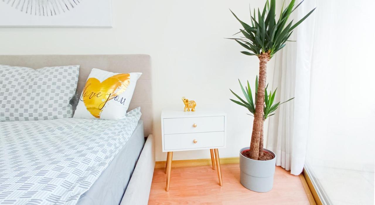 1A Beach & Business Apartment In The City Center! Lárnaka Eksteriør bilde